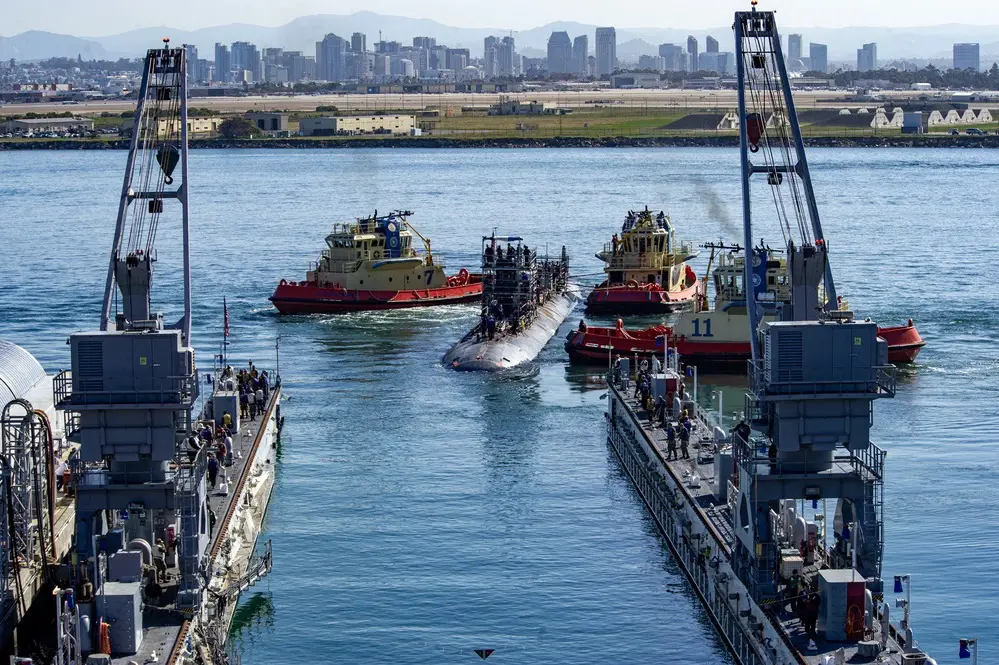 US Navy Los Angeles-class  nuclear-powered Attack Submarine USS Alexandria Departs Dry-dock