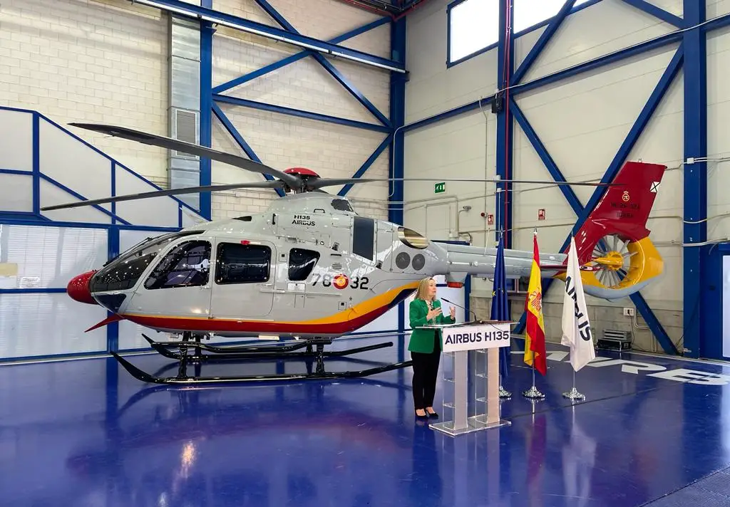 Spanish Secretary of State for Defence María Amparo Valcarce formally receiving the first Airbus H135 helicopter for the Spanish Air Force