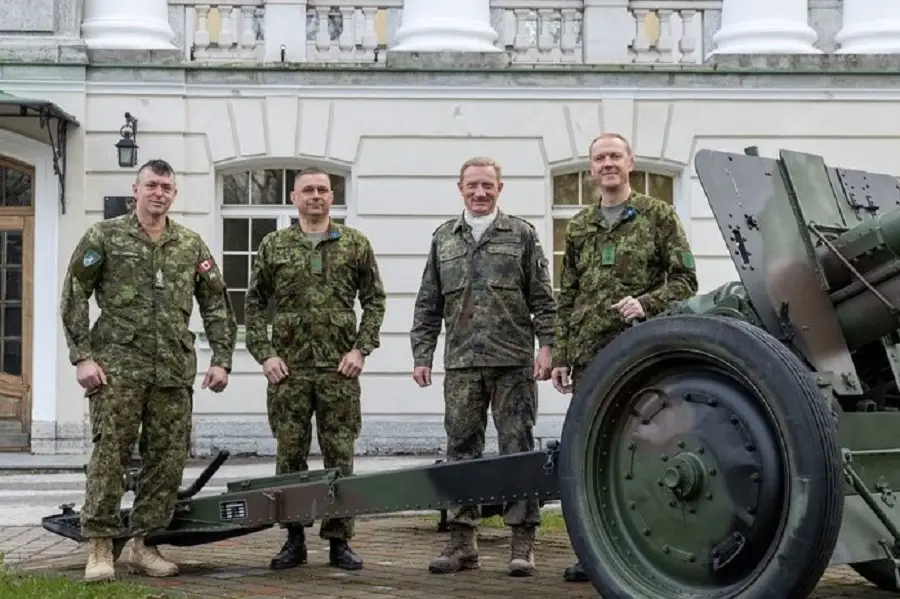 Commanders and Command Sergeant Majors of MNC NE and the Estonian Division during their meeting in Tallinn, April 2023