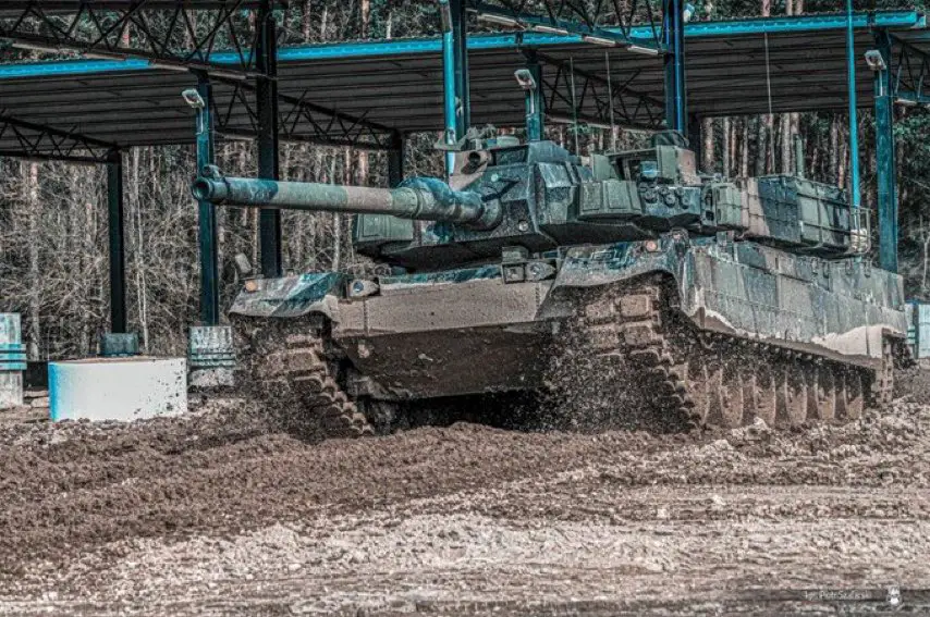 Hyundai Rotem Delivers Seventh Batch of K2 Black Panther Main Battle Tanks to Poland