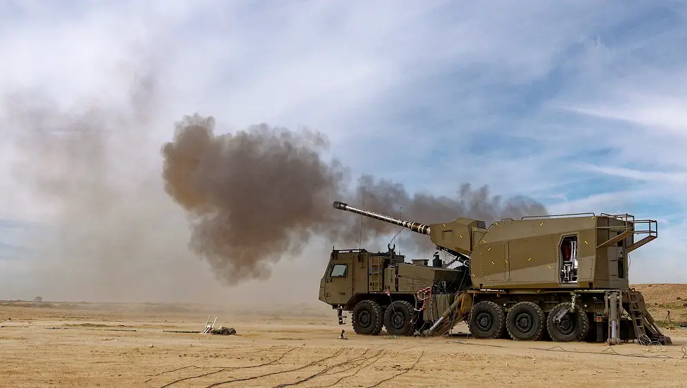 Rheinmetall and Elbit Systems Carry Out Live Fire Demonstration of Self-propelled Howitzer