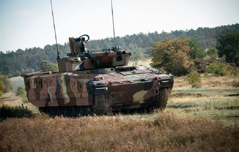 Rheinmetall Presents Lynx KF41 Infantry Fighting Vehicle at DEFEA Defence Exhibition