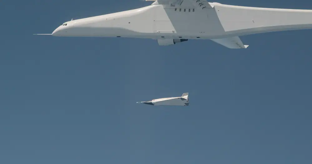 Stratolaunch successfully releases the Talon-0 (TA-0) separation test vehicle from its Roc air launch platform on May 13, 2023. 