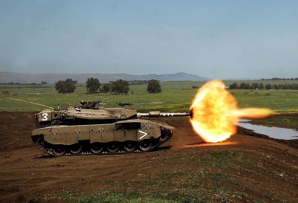 Merkava IIID Baz fires – the Baz Fire-control system increases the Merkava's accuracy and lethality.