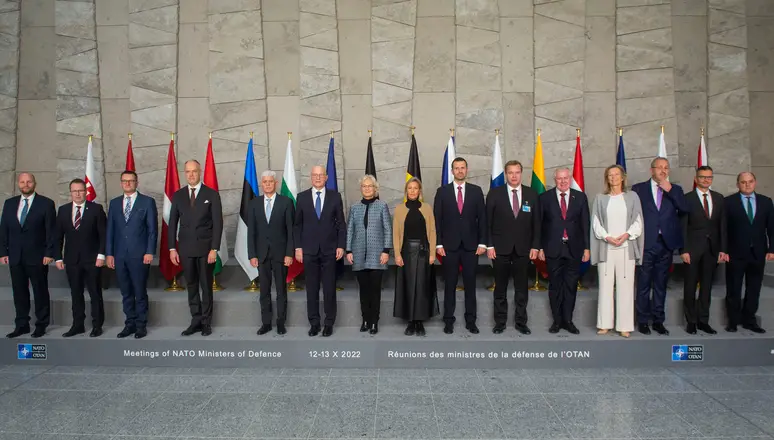Defence Ministers from 14 NATO Allies and Finland came together in Brussels on 13 October 2022 to sign a Letter of Intent for the development of a “European Sky Shield Initiative”.