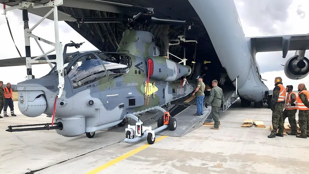 First Two Bell AH-1Z Viper Attack Helicopters Delivered to Czech Air Force