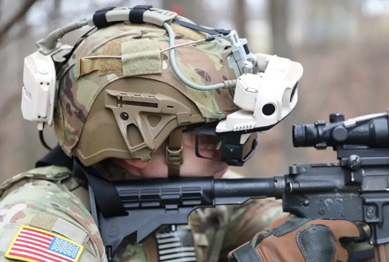 The distributed counterweight on IVAS 1.2 improves the center of gravity and lowers strain on a Soldier’s neck.