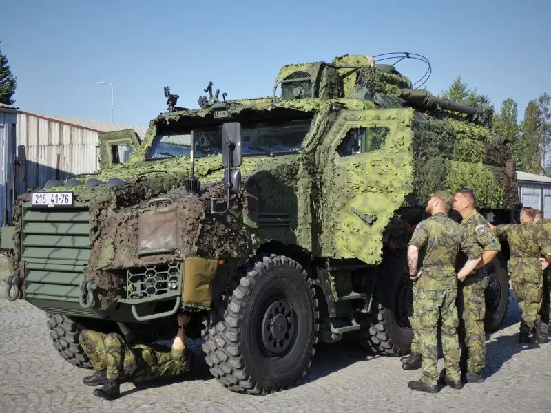 Czech Army Receives New TITUS Command and Communications Vehicle