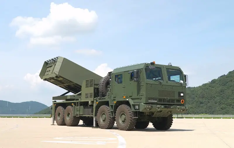 Hanwha Aerospace Delivers First Homar-K Multiple Rocket Launcher to Poland