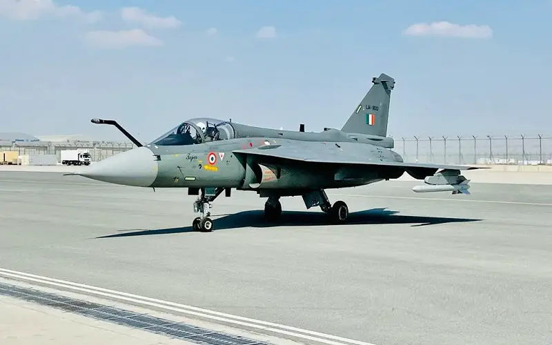 Tejas Mark 1A is an enhanced Tejas Mark 1 equipped with EL/M-2052 and Uttam AESA radar, self-protection jammer, radar warning receiver, as well as being able to mount an external ECM pod.