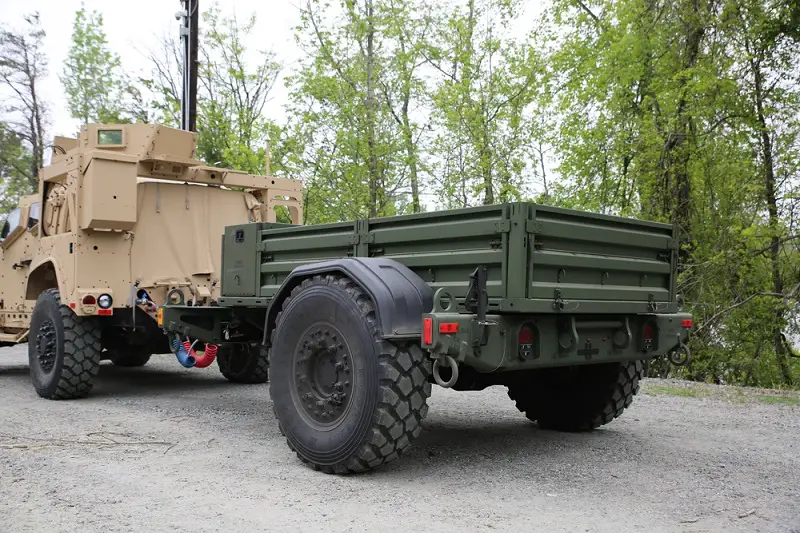 Navistar Defense Awarded to Produce Trailers for AM General JLTV A2 Programme