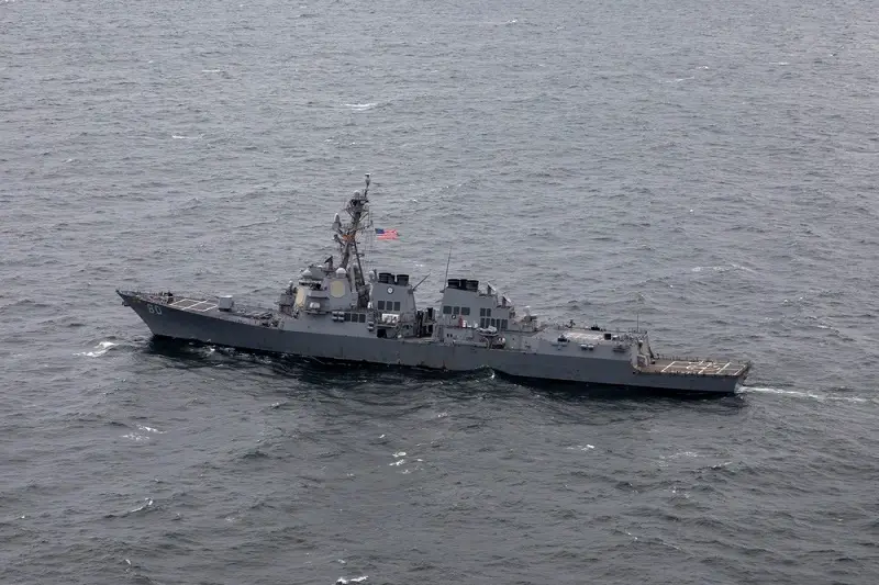 US Navy Arleigh Burke-class Destroyer USS Roosevelt Arrives in Riga, Latvia
