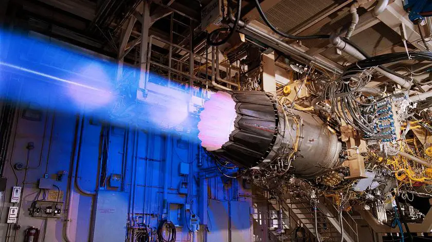 Pratt & Whitney’s F135 engine, which powers Lockheed Martin’s F-35 fighter. Commercial products, rather than defence contracts, are driving growth at Raytheon and its subsidiaries.