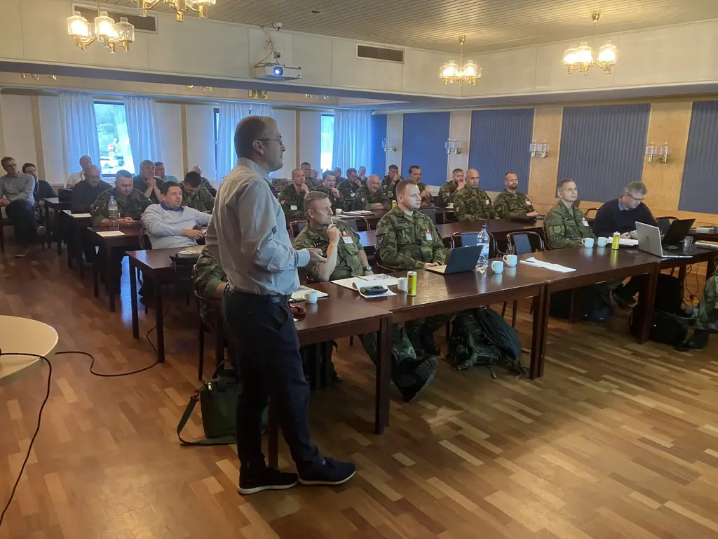 Supplier and buyer are defining the precise configuration of the seven variants of the vehicle, and held an initial bilateral meeting last week in Örnsköldsvik, Sweden, where the vehicle is built. 