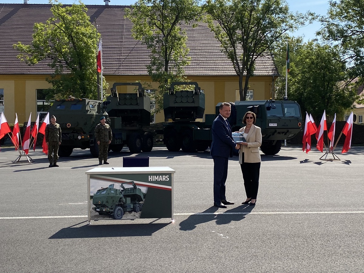 Poland’s MoD Signs Agreement with Lockheed Martin For Homar-A Rocket Artillery System Program