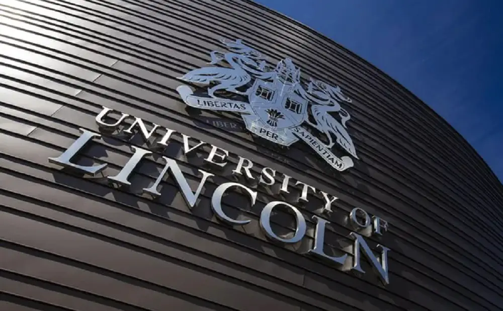 QinetiQ and University of Lincoln to Establish Centre for Defence and Security AI