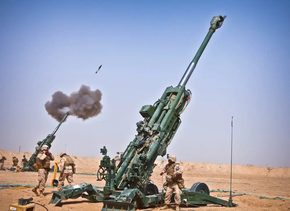 M982 Excalibur 155 mm extended-range guided artillery shell