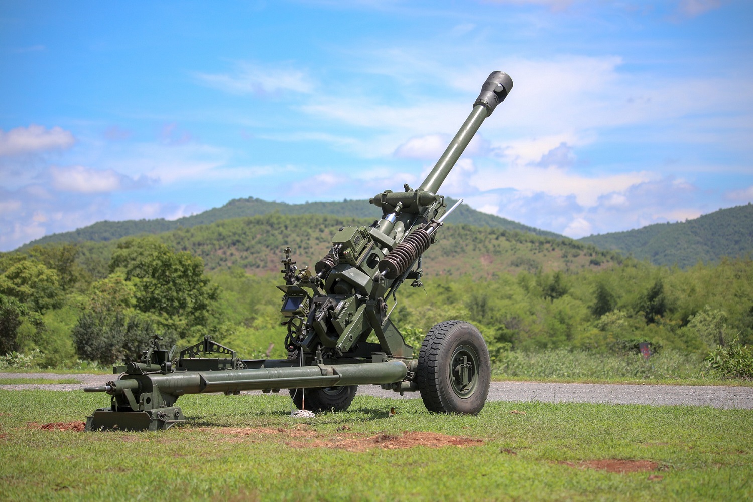 Royal Thai Army Successfully Tests Prototype CS/AH2 105mm Light Towed Howitzer