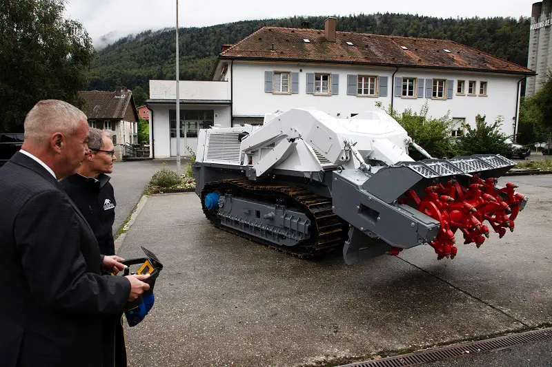 Digger D-250 Remote-controlled Mine-clearing Vehicle