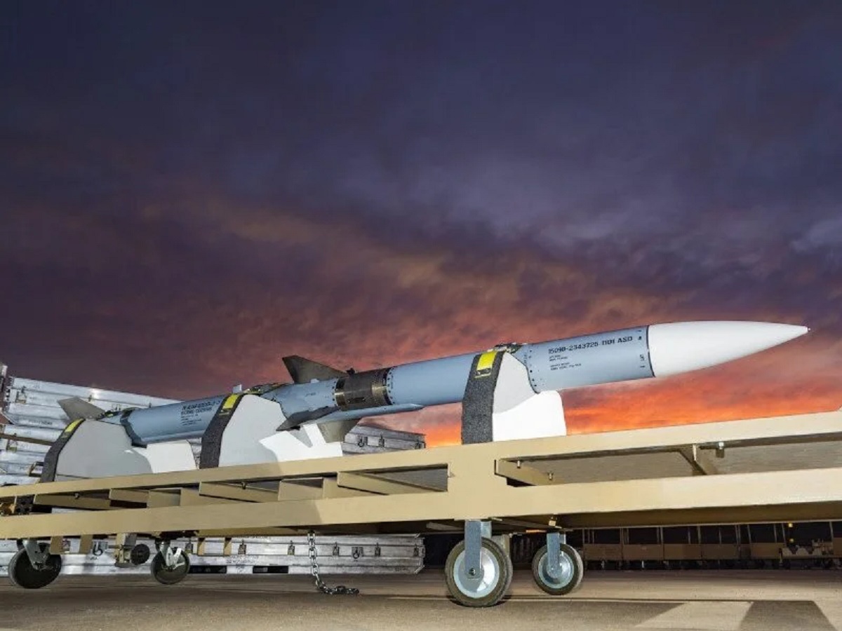 AIM-120C-8 Advanced Medium Range Air-to-Air Missiles (AMRAAM)