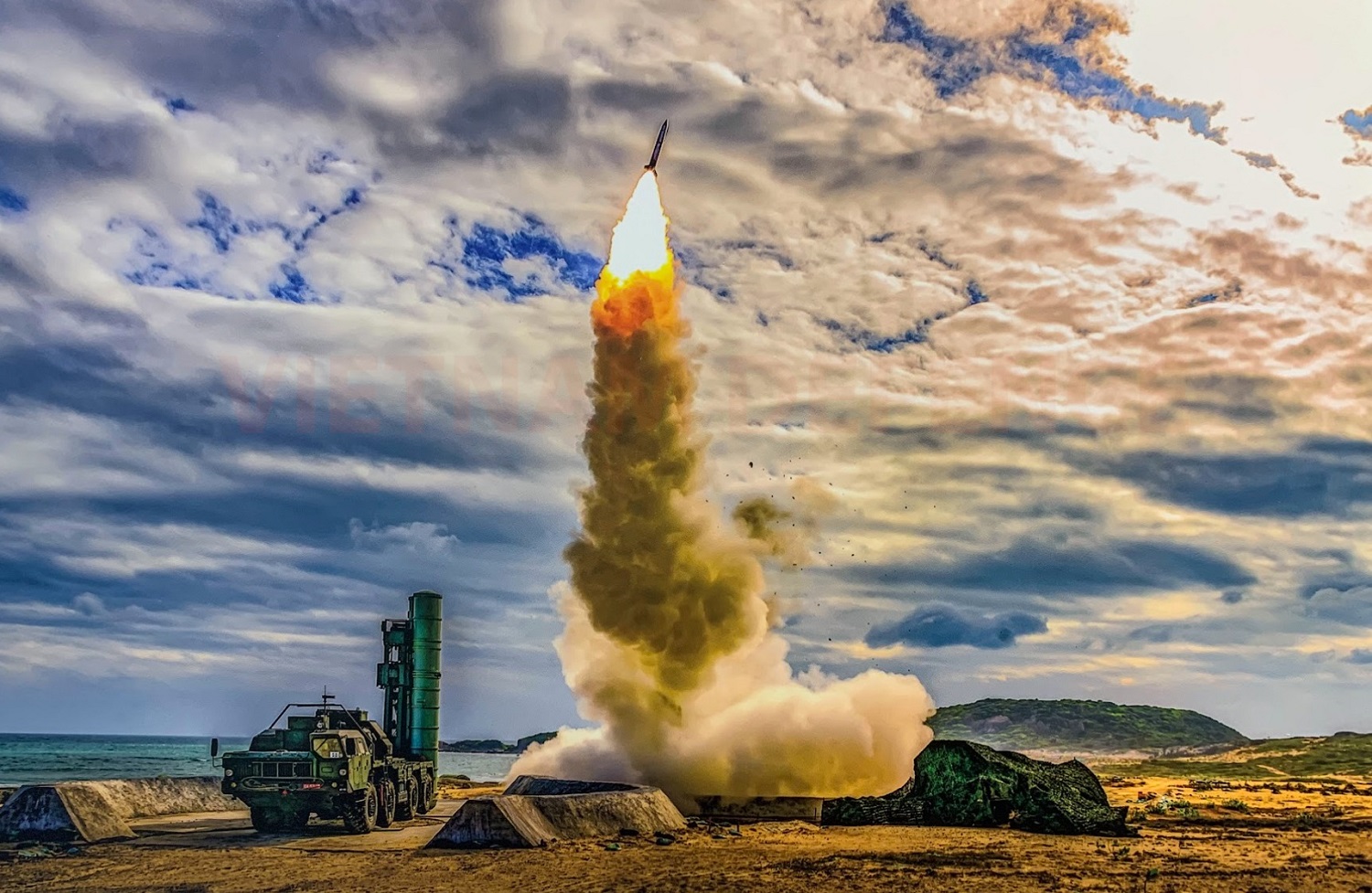 Vietnamese Air Defense Force Conducted Firing of S-300 PMU-1 Long-range Surface-to-air Missile