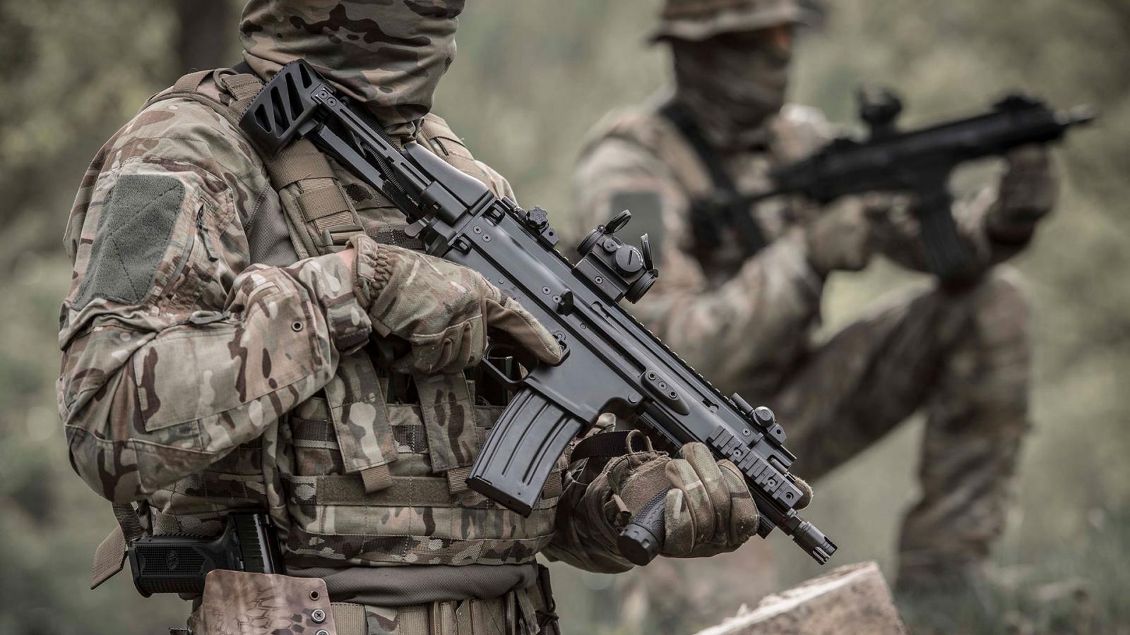 FN SCAR®-SC Subcompact Carbine in 5.56x45mm NATO or 7.62x35mm/.300 BLK calibre.