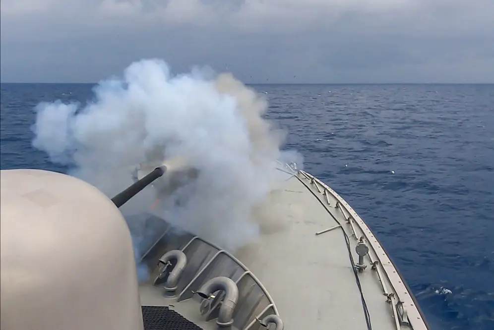 The Republic of Singapore Navy (RSN)'s Sentinel-class maritime security and response vessel, MSRV Sentinel, conducted a gunnery firing during Exercise Pelican.
