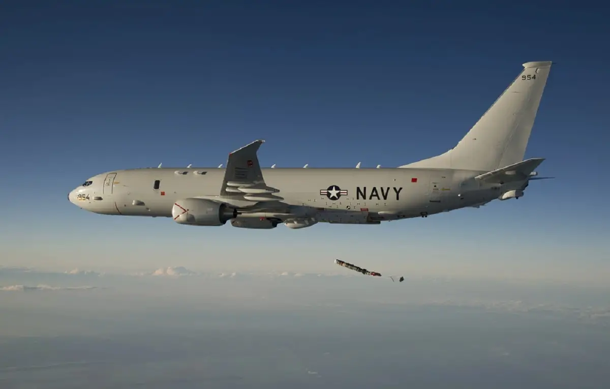 A P-8A Poseidon assigned to the Bureau of Air Test and Evaluation Squadron (VX) 20 replicates the characteristics of an MK-54 torpedo. (U.S. Navy photo by: Greg L. Davis)