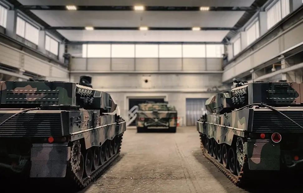 Polish Army Leopard 2PL Main Battle Tank. (Photo by Bumar-Labedy)