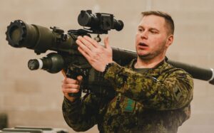 Polish PIORUN Man-Portable Air-Defense Systems (MANPADS) Arrive in Estonia