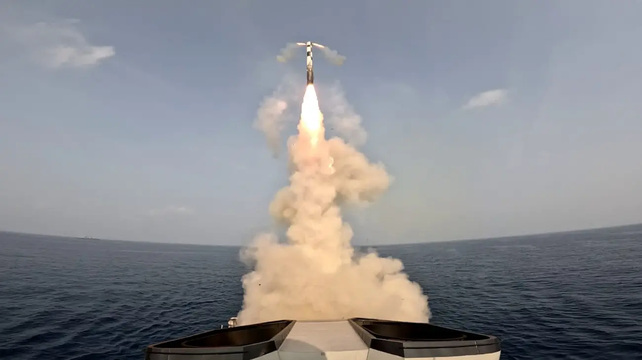 Indian Navy Successfully Tests BrahMos Missile With Extended Range of 900 Km