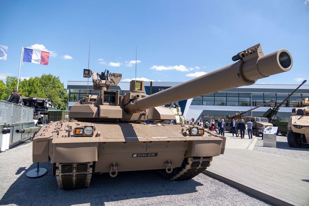 Nexter and Safran Awarded Contract for Modernization of Leclerc Main Battle Tank