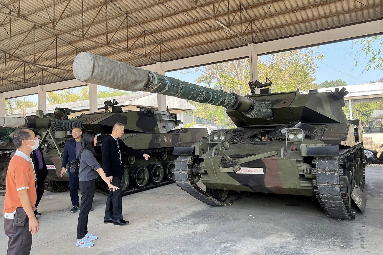 Thailand Army Tests Domestic Lithium-Ion Batteries for VT-4 Main Battle Tank and Stingray Light Tank