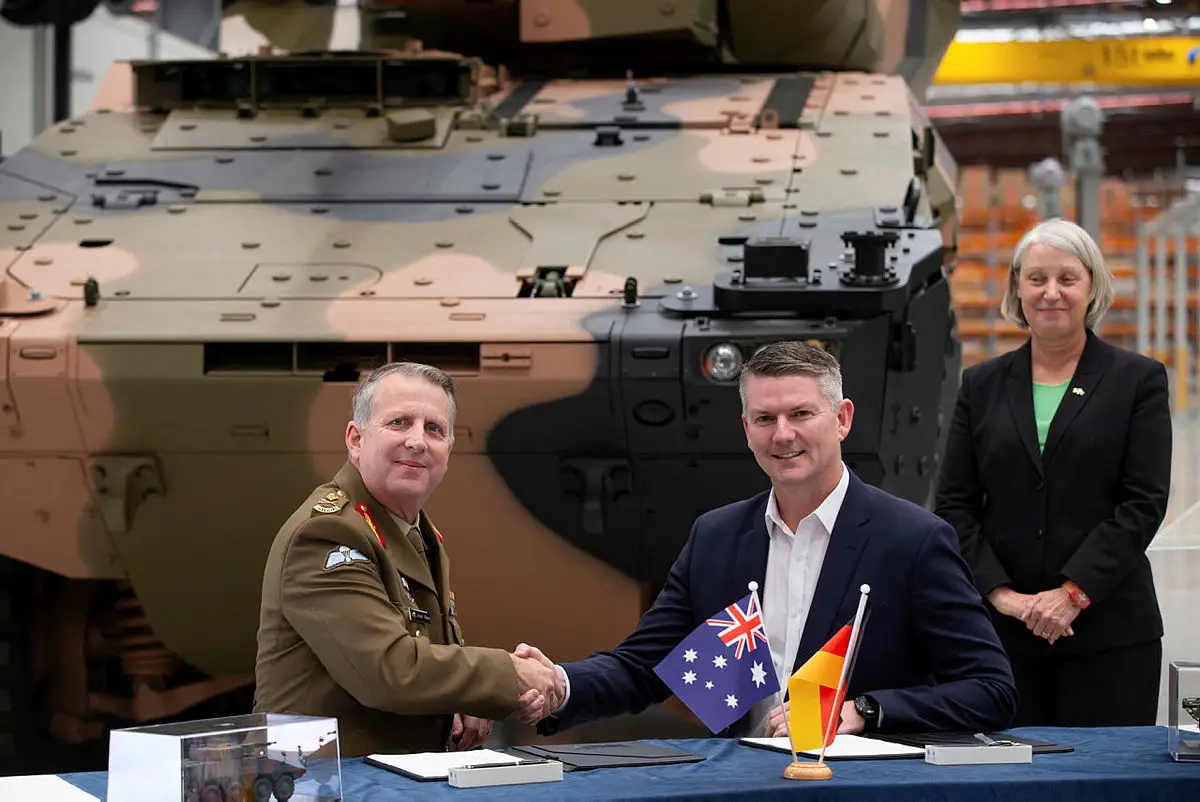 Head Land Systems, Major General Blain and Managing Director Rheinmetall Defence Australia, Nathan Poyner, signed the Production Contract for the Boxer Heavy Weapon Carrier Vehicle Export, observed by German Ambassador to Australia, Beate Grzeski, in Brisbane on 10 April 2024.
