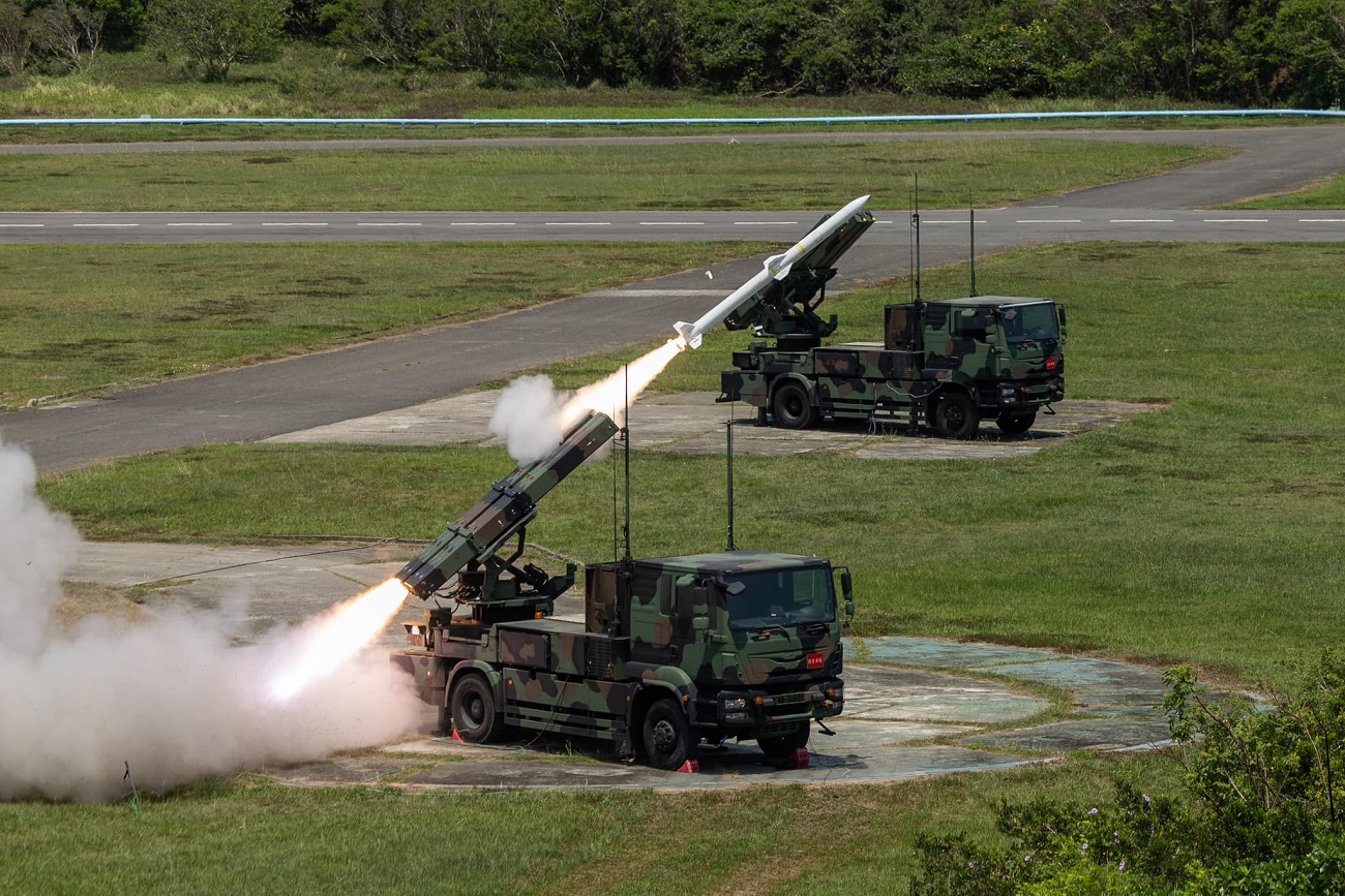 Taiwan Successfully Test-fires TC-2N Land Sword II Air Defense Missile System