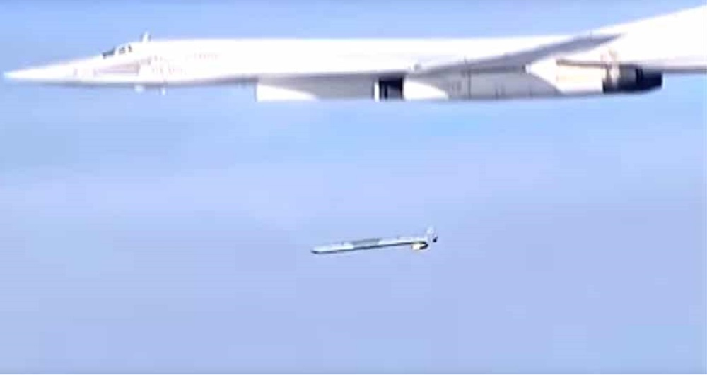 Russia Deploys Improved Kh-101 Cruise Missile with Dual-Warhead System