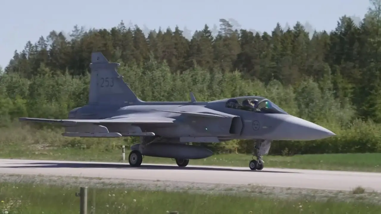 Swedish JAS 39 Gripen Fighters Practise Landing on Highways