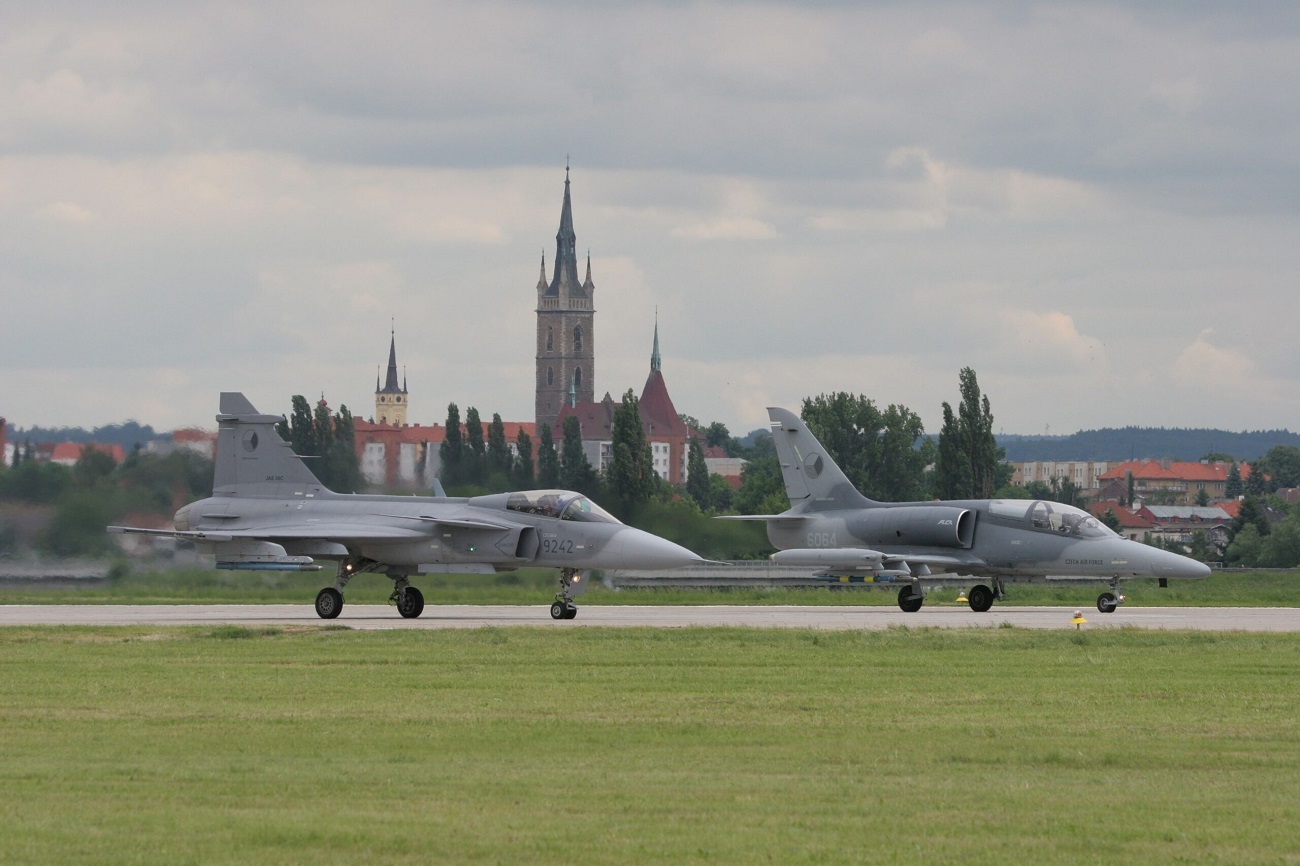 AERO Vodochody and Saab Collaborate to Adapt L-39NG and Gripen Compatibility