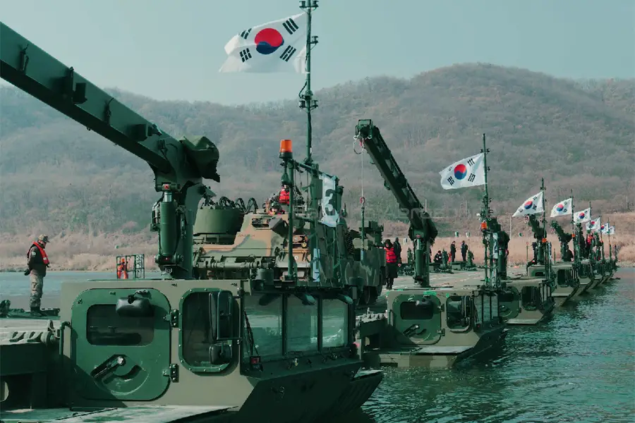South Korea Army Deploys New KM3 Amphibious Rig