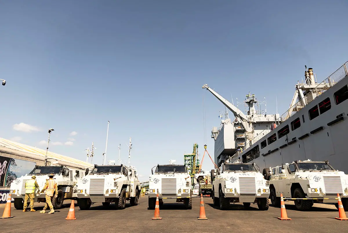 Royal Australian Navy HMAS Choules Delivers 14 Bushmaster United Nations Variant to Fiji