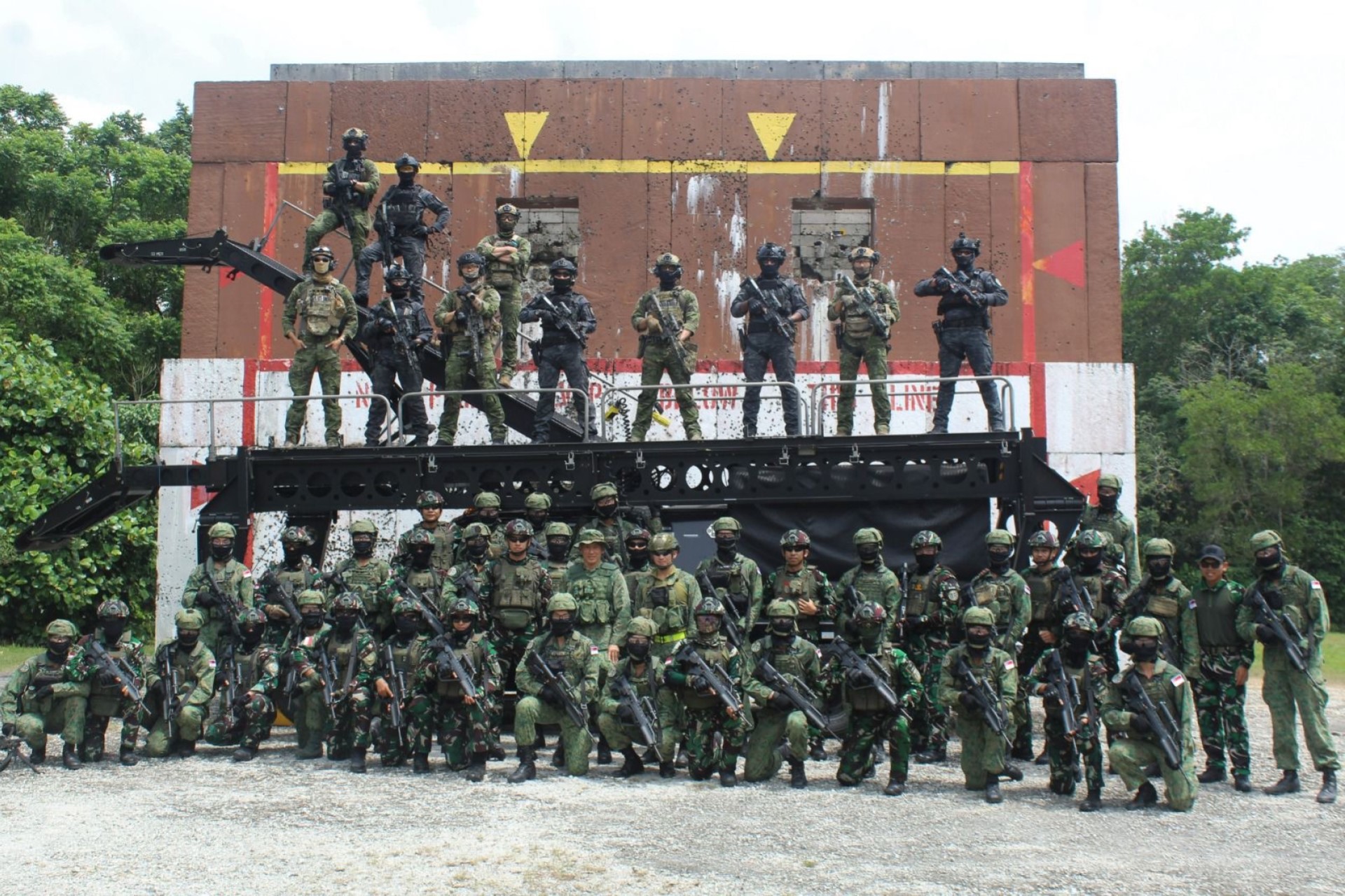 Singapore and Indonesian Commandos Conclude 30th Edition of Exercise Chandrapura