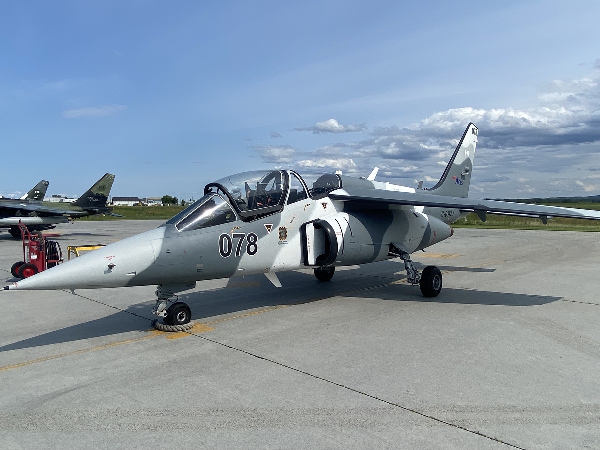 Top Aces Unveil First Alpha Jet with Arctic Camo Paint Scheme for Canadian Armed Forces