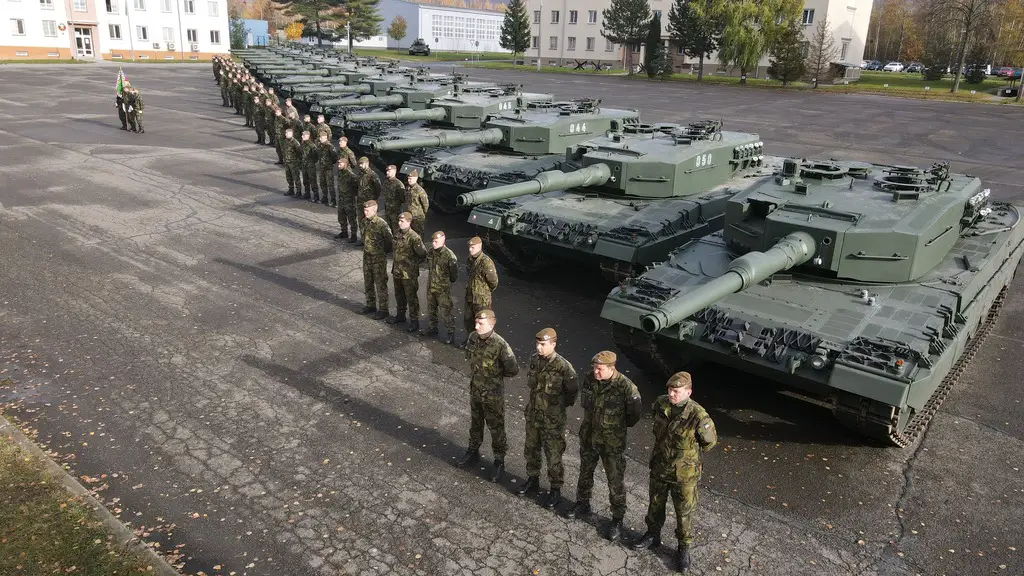 Czech Republic Expands Armored Capabilities with Additional Leopard 2A4 Main BattleTanks