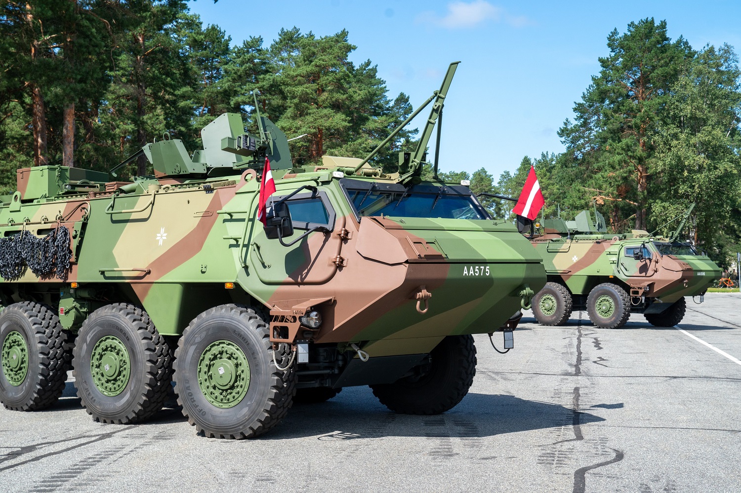 First Locally Produced Patria 6x6 Armoured Personnel Carrier Handed Over to Latvian Armed Forces