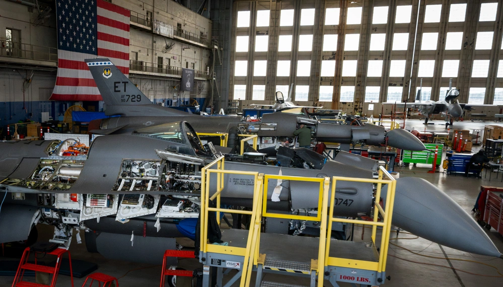 US Air Force Autonomous F-16 Fighting Falcon Program Advances with VENOM-AFT