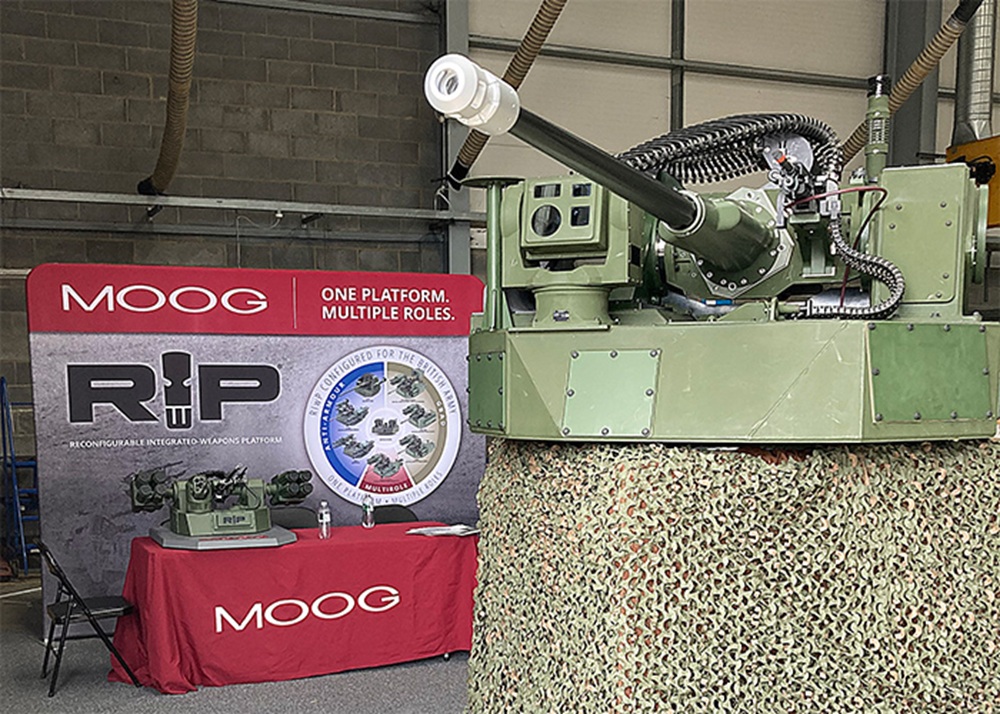 Moog Displays 30x173mm Bushmaster Cannon Variant of RIwP in UK for First Time