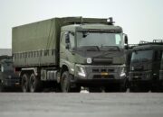FMV Delivers Volvo FMX-Based Flatbed Trucks to Swedish Armed Forces