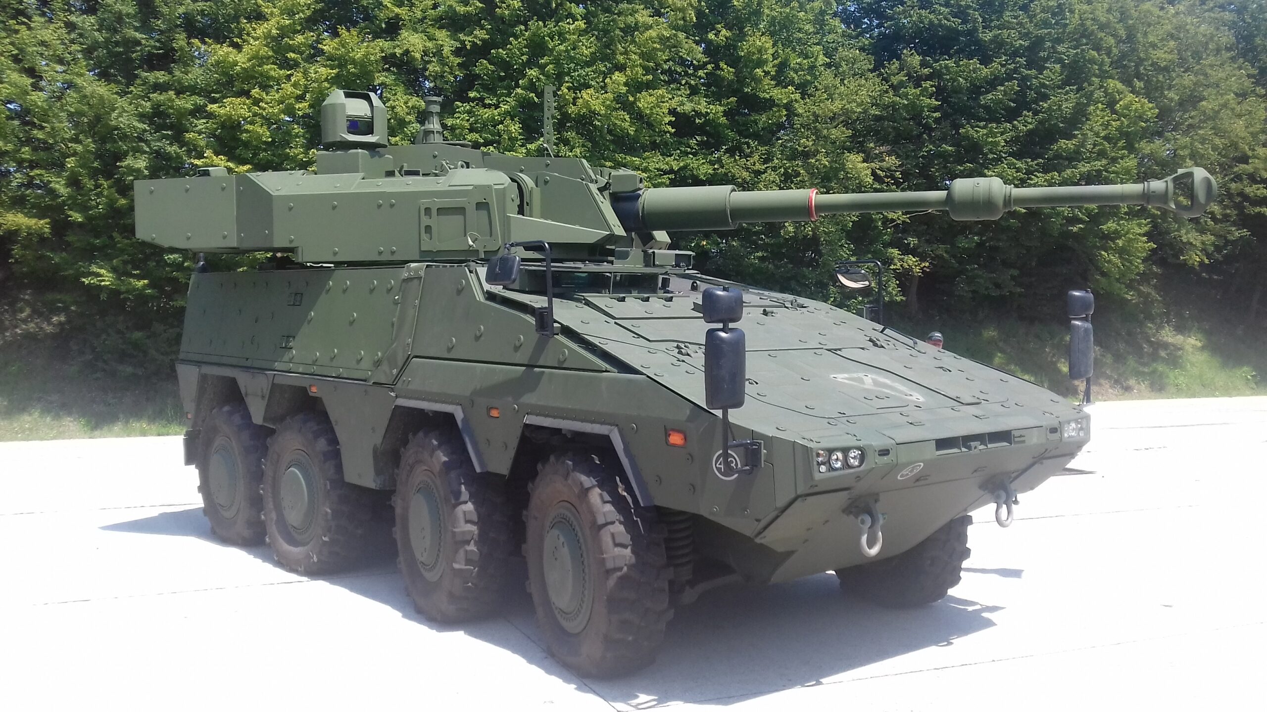 Boxer 8×8 Armored Vehicle with Cockerill 3105 Turret