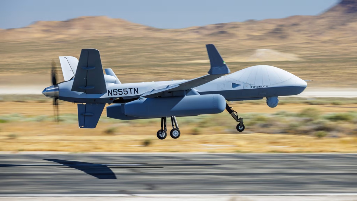 Successful 1st Flight of the World's 1st Unmanned Airborne Early Warning Solution