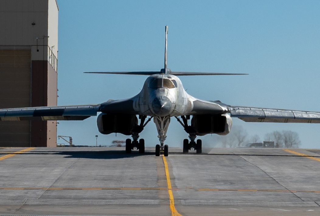 US Air Force Regenerates B-1B Lancer Strategic Bomber from Boneyard Storage